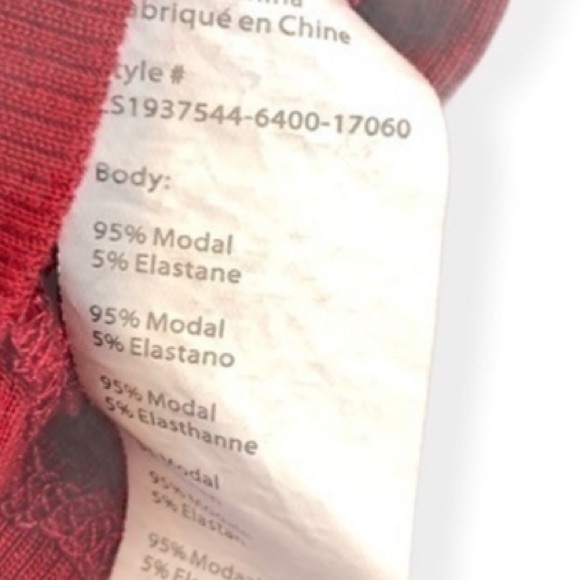 Fabletics Red Long Sleeve Turtleneck Top - Picture 4 of 7